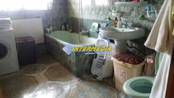 vila-de-vanzare-in-centru-6-camere-3-garaje-10